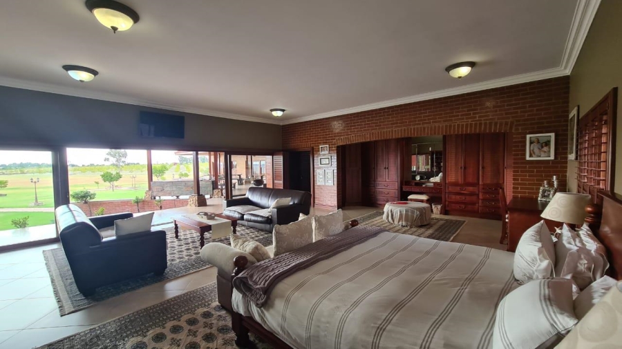 4 Bedroom Property for Sale in Oranjeville Free State